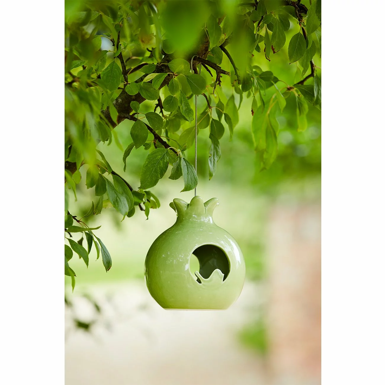 Burgon And Ball Sophie Conran Ceramic Bird Feeder - Pomegranate - Image 3