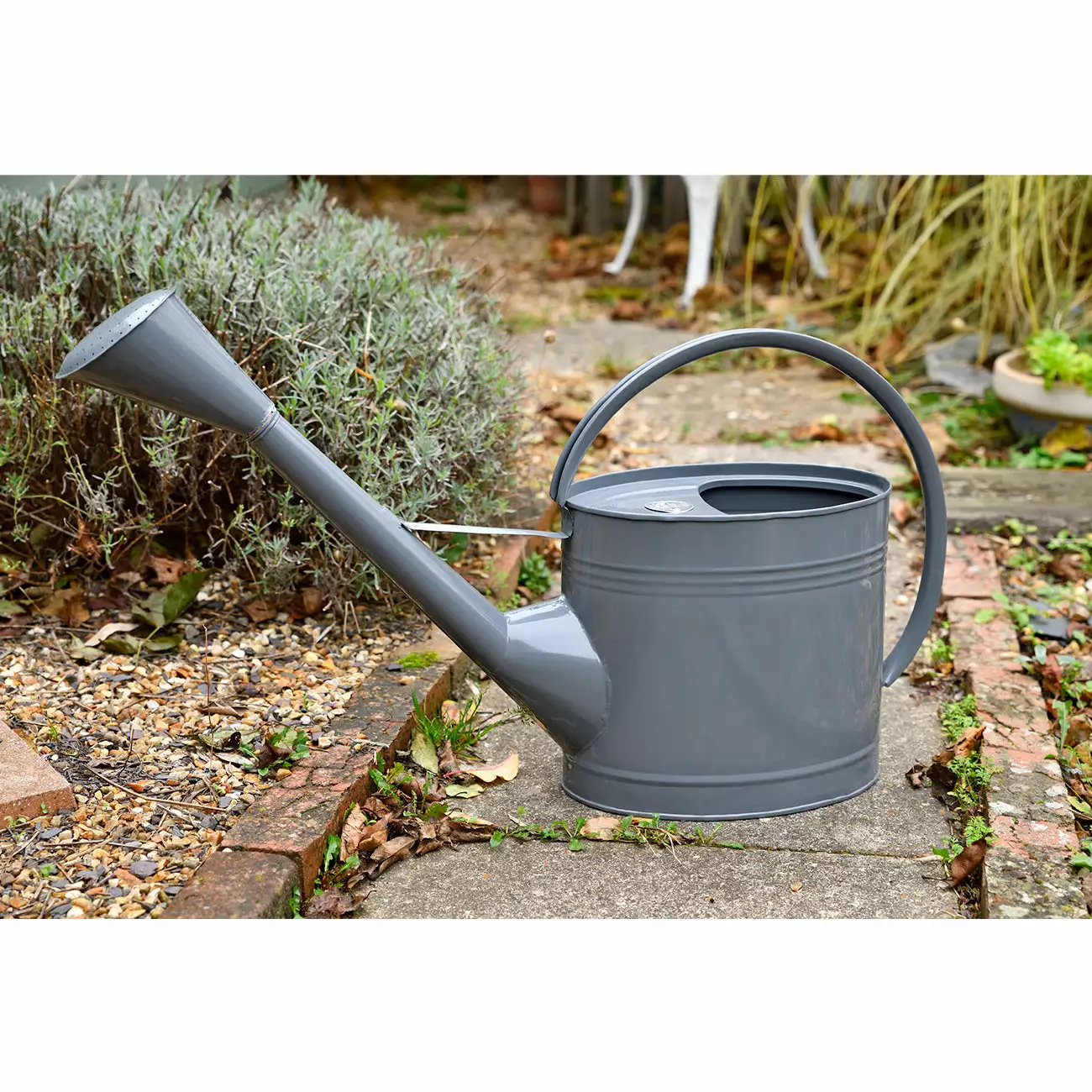 Burgon & Ball Waterfall Watering Can - 9 Litre - Slate - Image 7