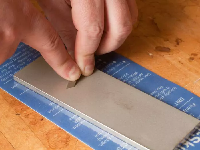 DMT - Diamond Sharpening Equipment DMT Dia-Sharp Continuous Diamond Bench Stone - Image 6